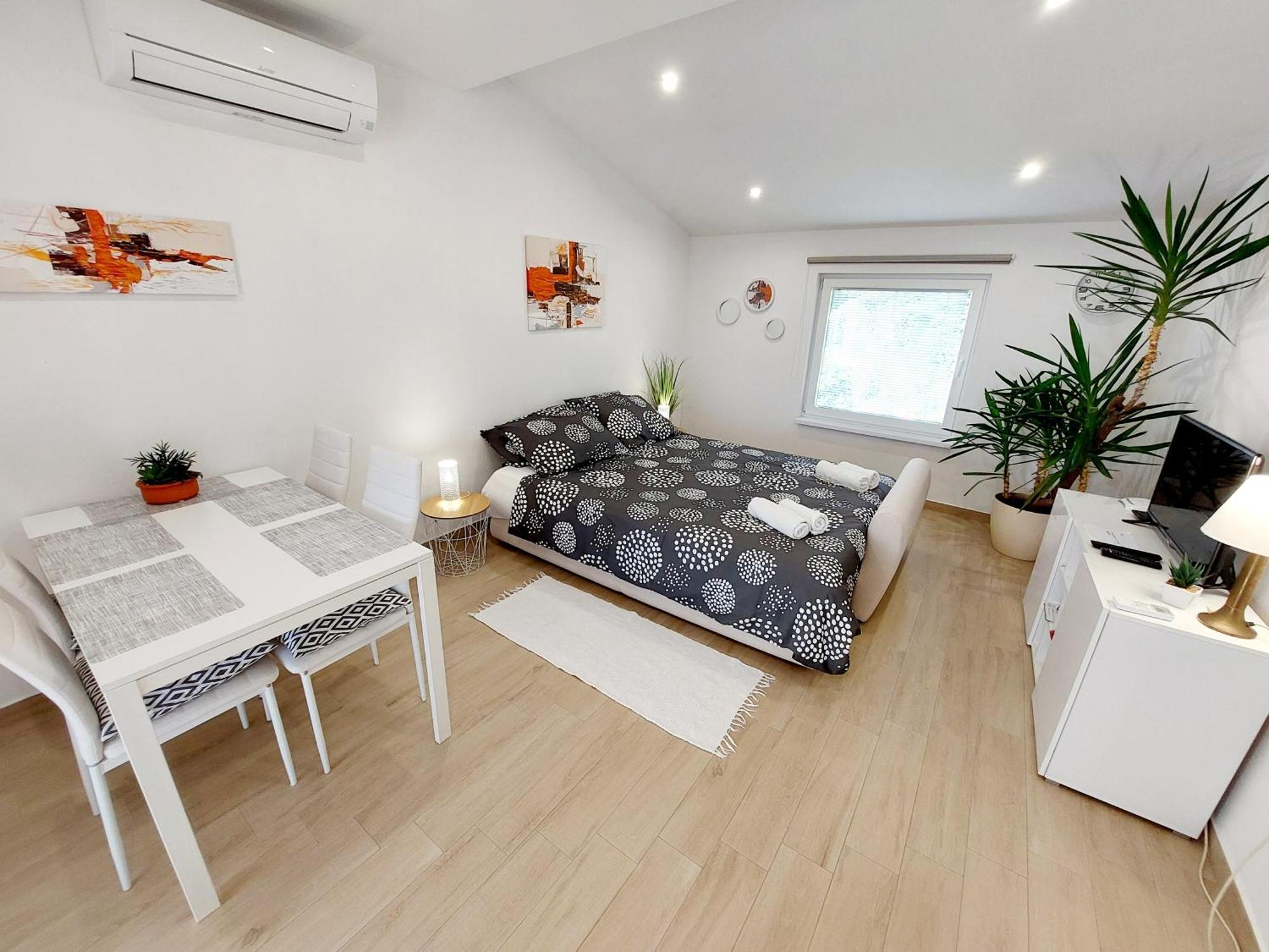 בפורטורוז M&M Sunset Apartments מראה חיצוני תמונה